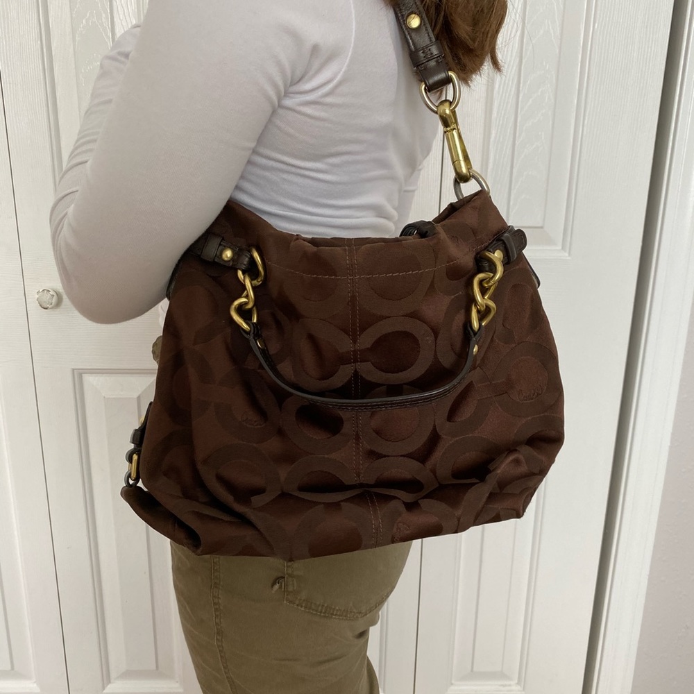 Coach logo shoulder bag